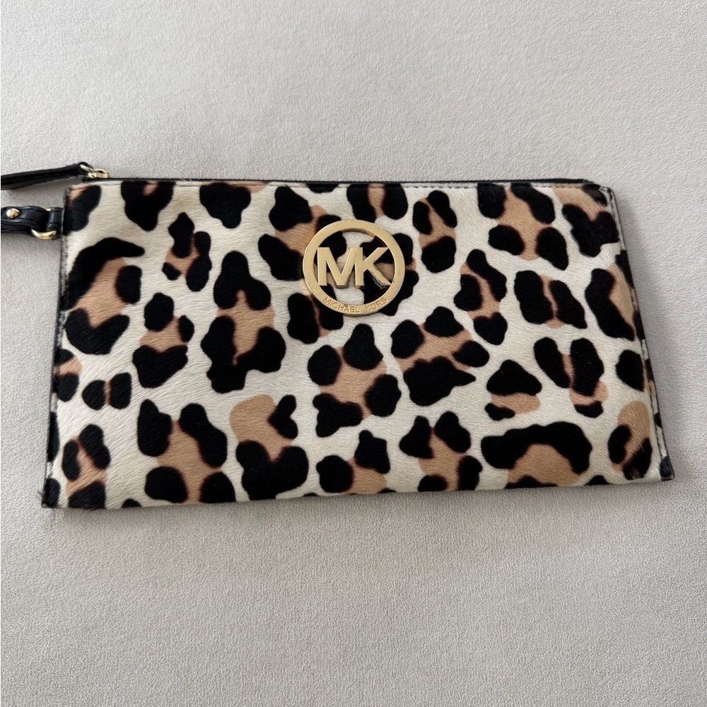 Michael Kors Wristlet